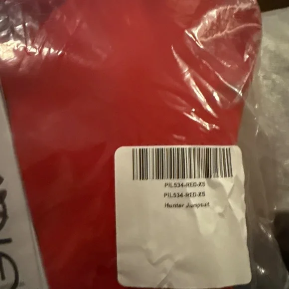 7. NWT- GIGI C hunter jumpsuit red Sz XS - Picture 5 of 5